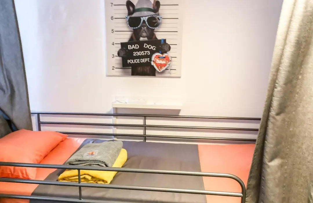 Live Lisboa Hostel-1